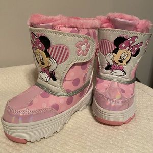 Minnie Mouse Snow Boots